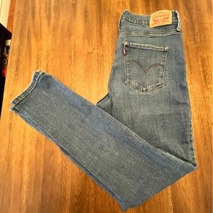 Levi’s 311 Shaping Skinny jean - 30